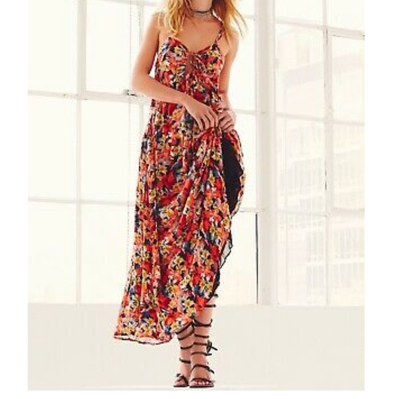 Free People Dresses & Skirts - Free People Floral Mulberry Maxi Dress